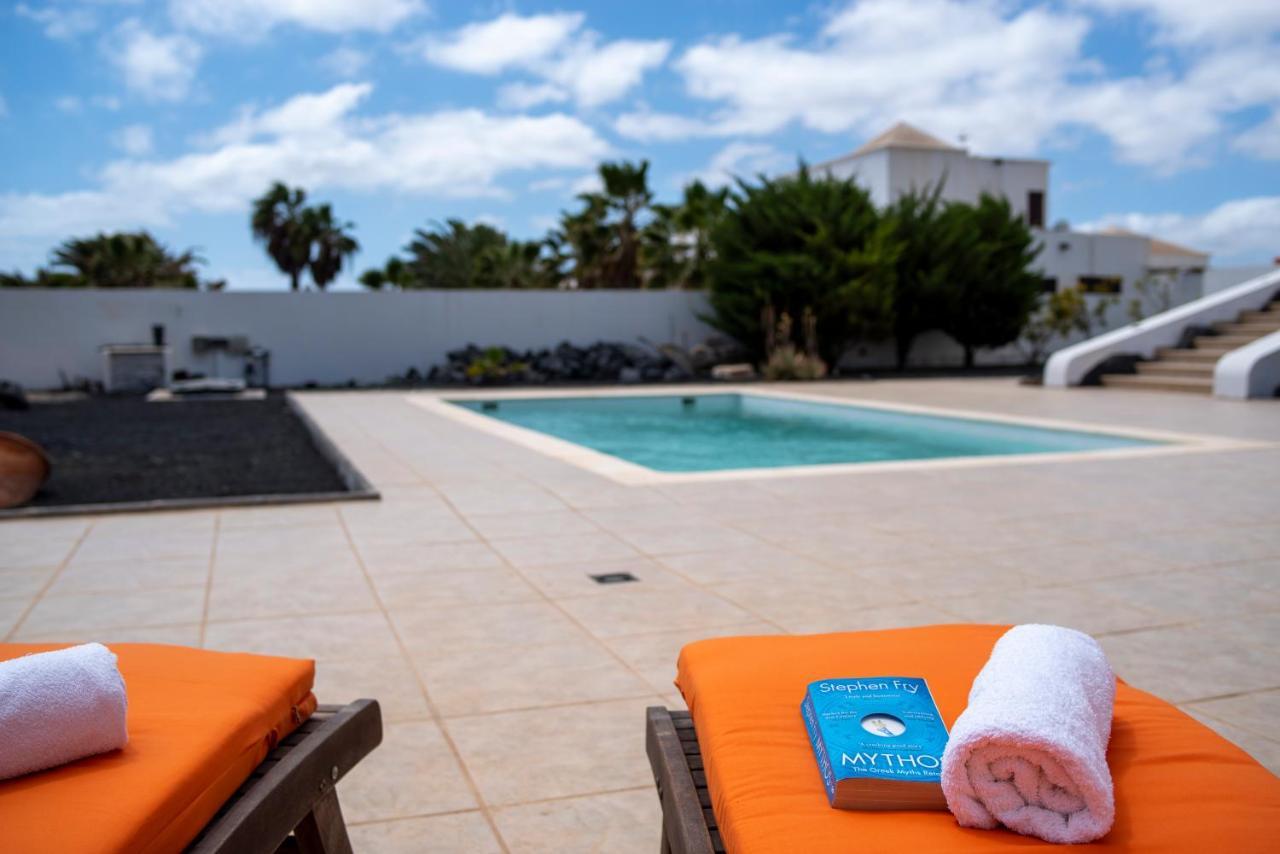 Casa Monicha Lägenhet Costa Teguise Exteriör bild